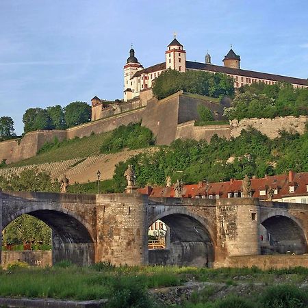 Central City Apartment - Direct View Of Main And Fortress Würzburg Exterior foto